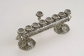חנוכית כסף דו שימושית - קטנה חנוכית כסף דו שימושית - קטנה