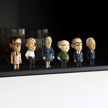 ����� �����  